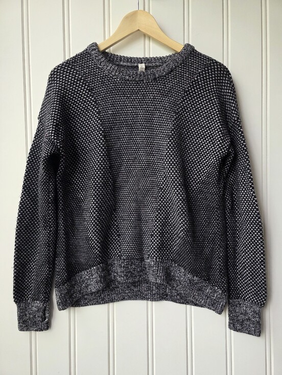 lululemon athletica Sweaters - Lululemon Yogi Crewneck Sweater Black Heathered Grey Merino Wool Size 10 W3H34S